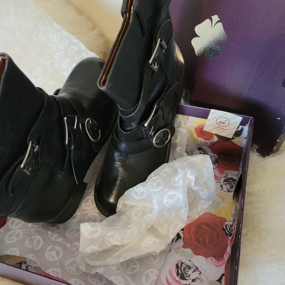 🖤LUCKY BRAND BIKER BOOTS🖤 - Picture 13 of 17